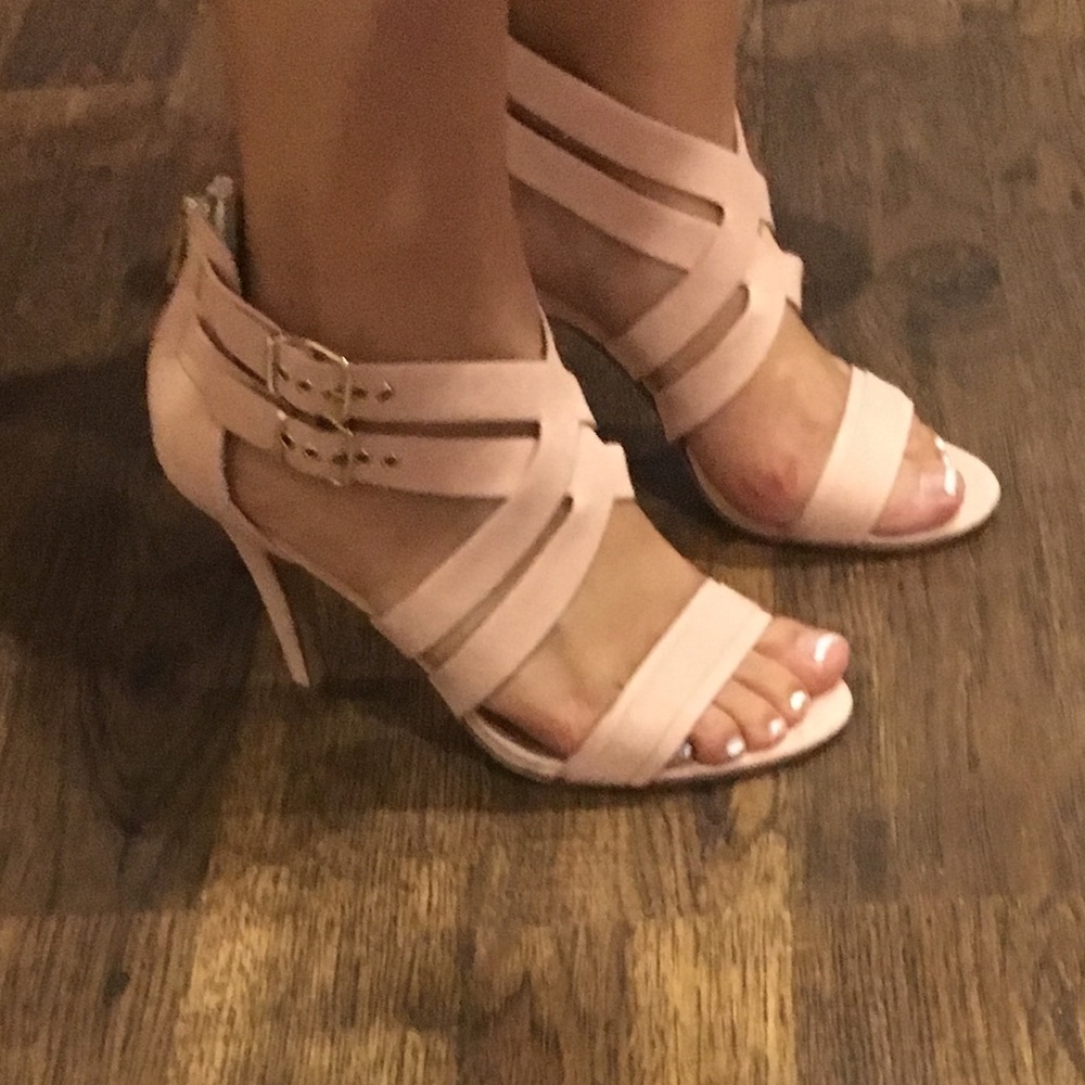 Elizabeth heels pink